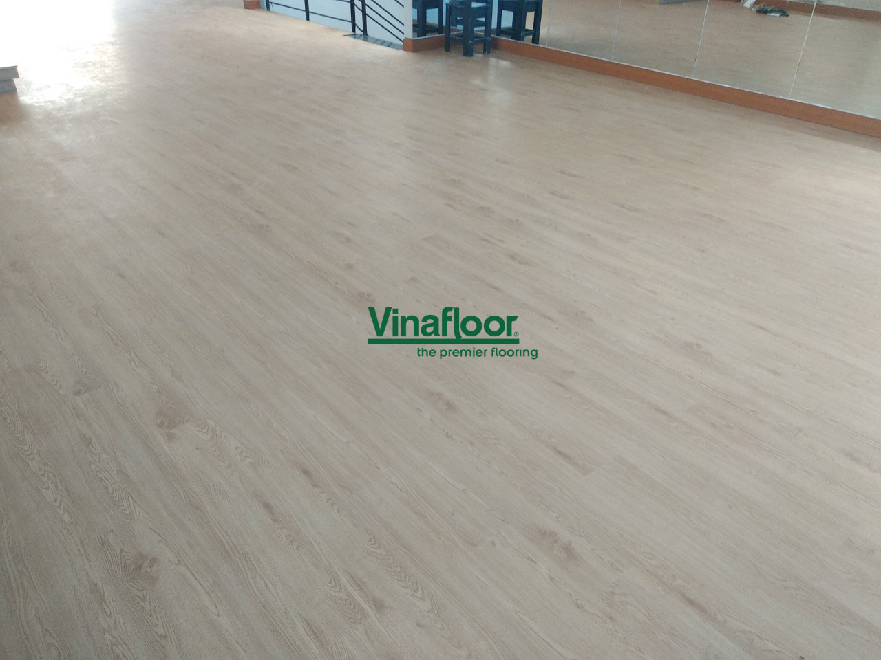 Công trình sàn nhựa giả gỗ SPC1134 VShape Fitness & Yoga Center Quận Tân Bình